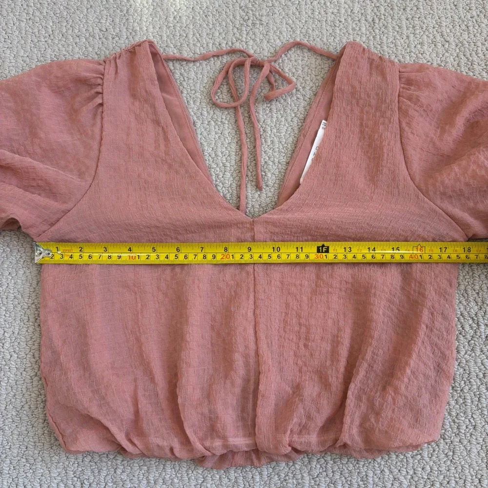 ASTR the Label | Dusty Rose V-Neck Puff Sleeve Tie Back Blouse XS, Romantic Airy